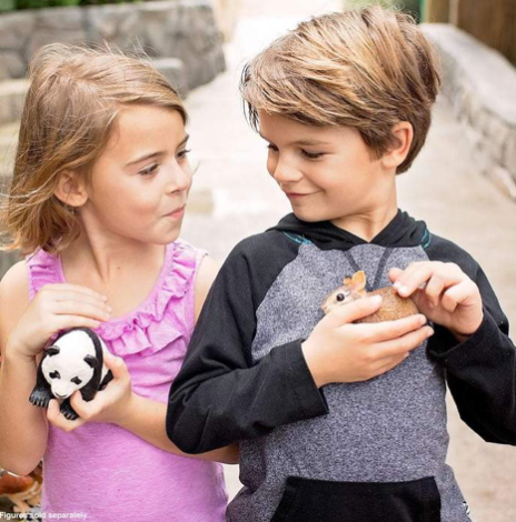 Safari Ltd - Eastern Cottontail Rabbit (Big model)