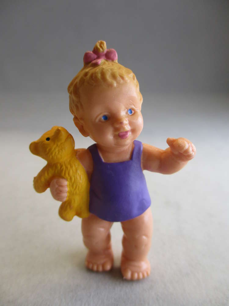 Bullyland - Baby with teddy bear Sabine