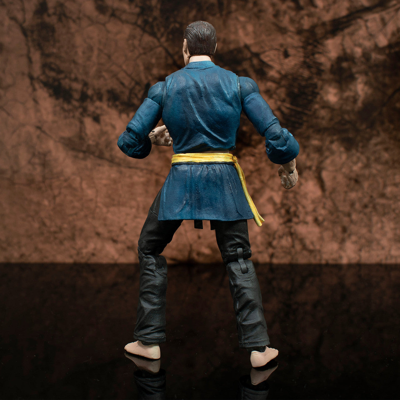 Jean-Claude Van Damme: (Blue Gi) Deluxe Actionfigur - Diamond Select - FÖRBESTÄLLNING
