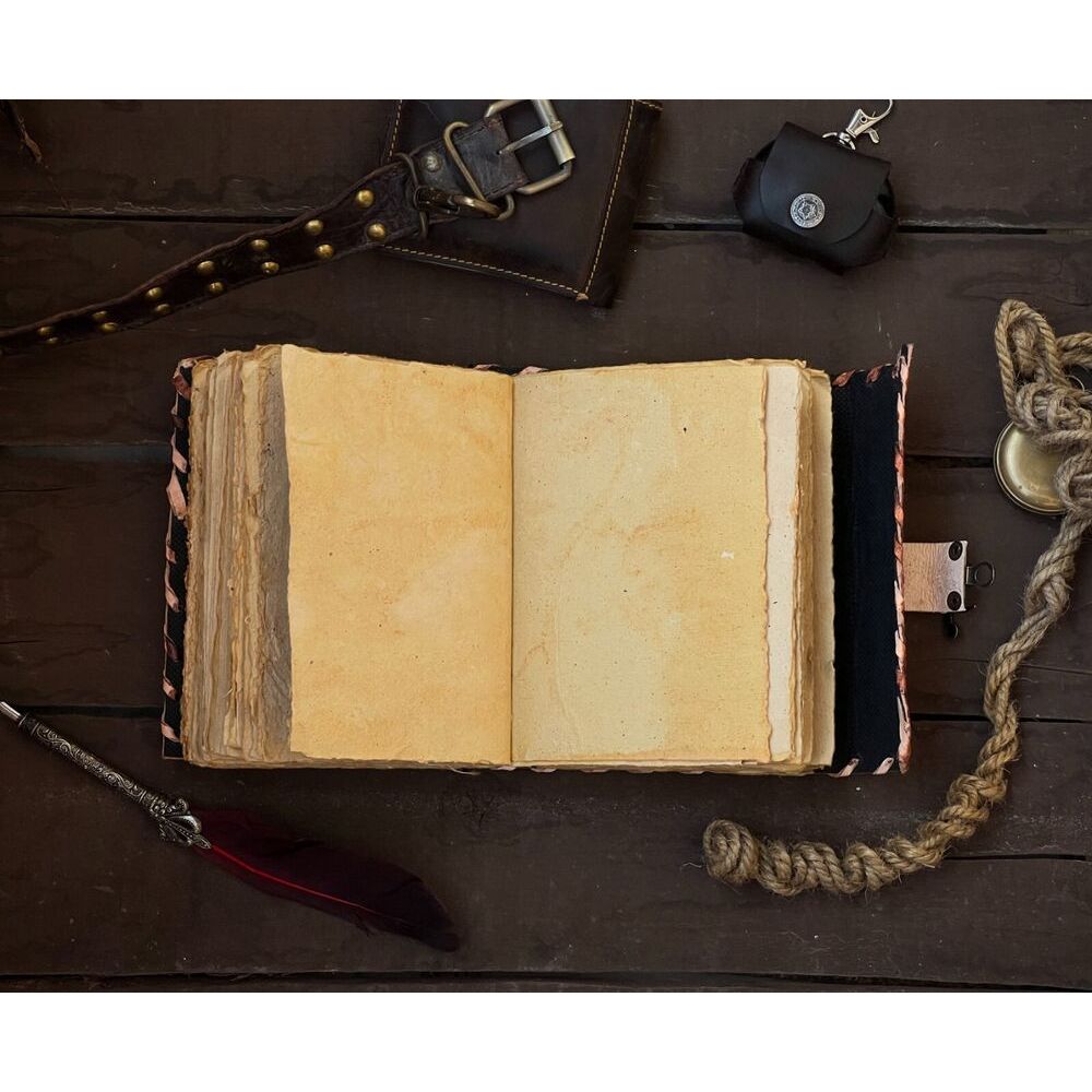 JMH - Hocus Pocus Book of Shadows, Läder Journal & Deckle Edge Papper