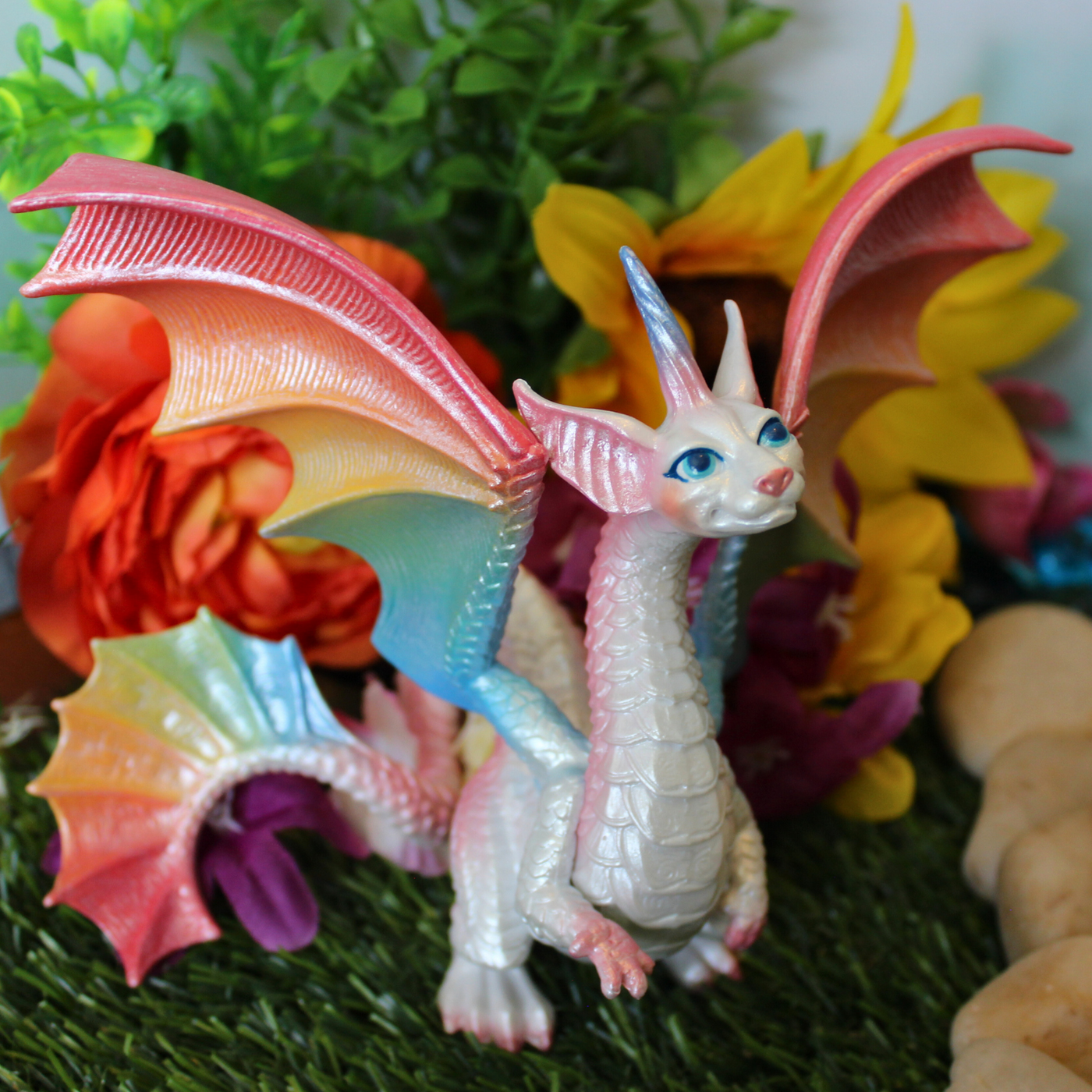 Safari Ltd - Fairy Rainbow Dragon