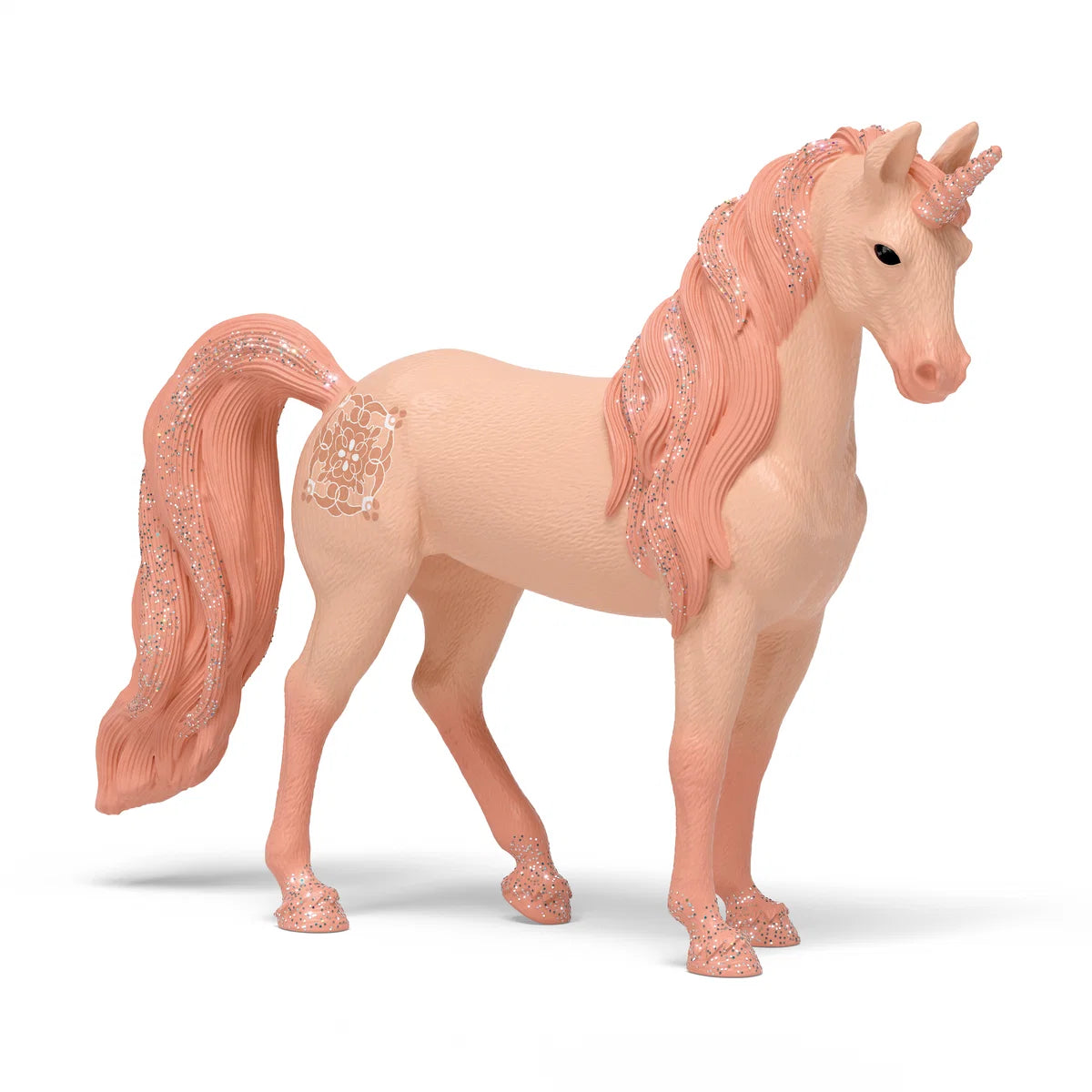 Schleich Enhörningssto Peach med persikofärgad päls, blomsterdetaljer och handmålade detaljer från BAYALA®.