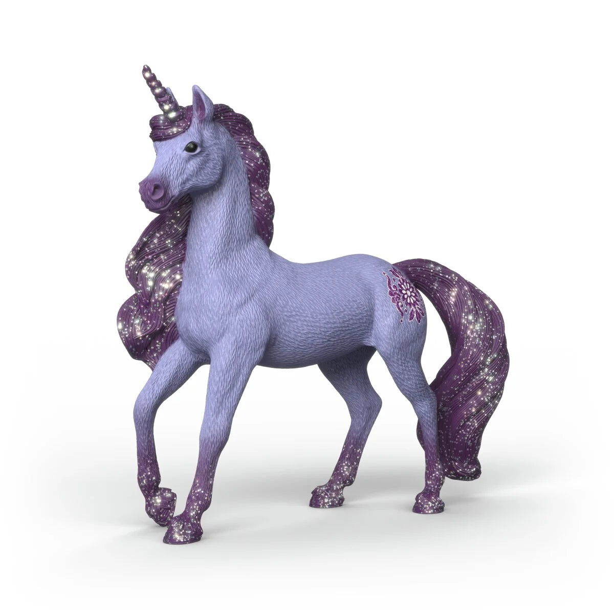 Schleich Enhörningshingst Orchid med skimrande lila päls, glittrande man, blomdetaljer och handmålade detaljer från BAYALA®.