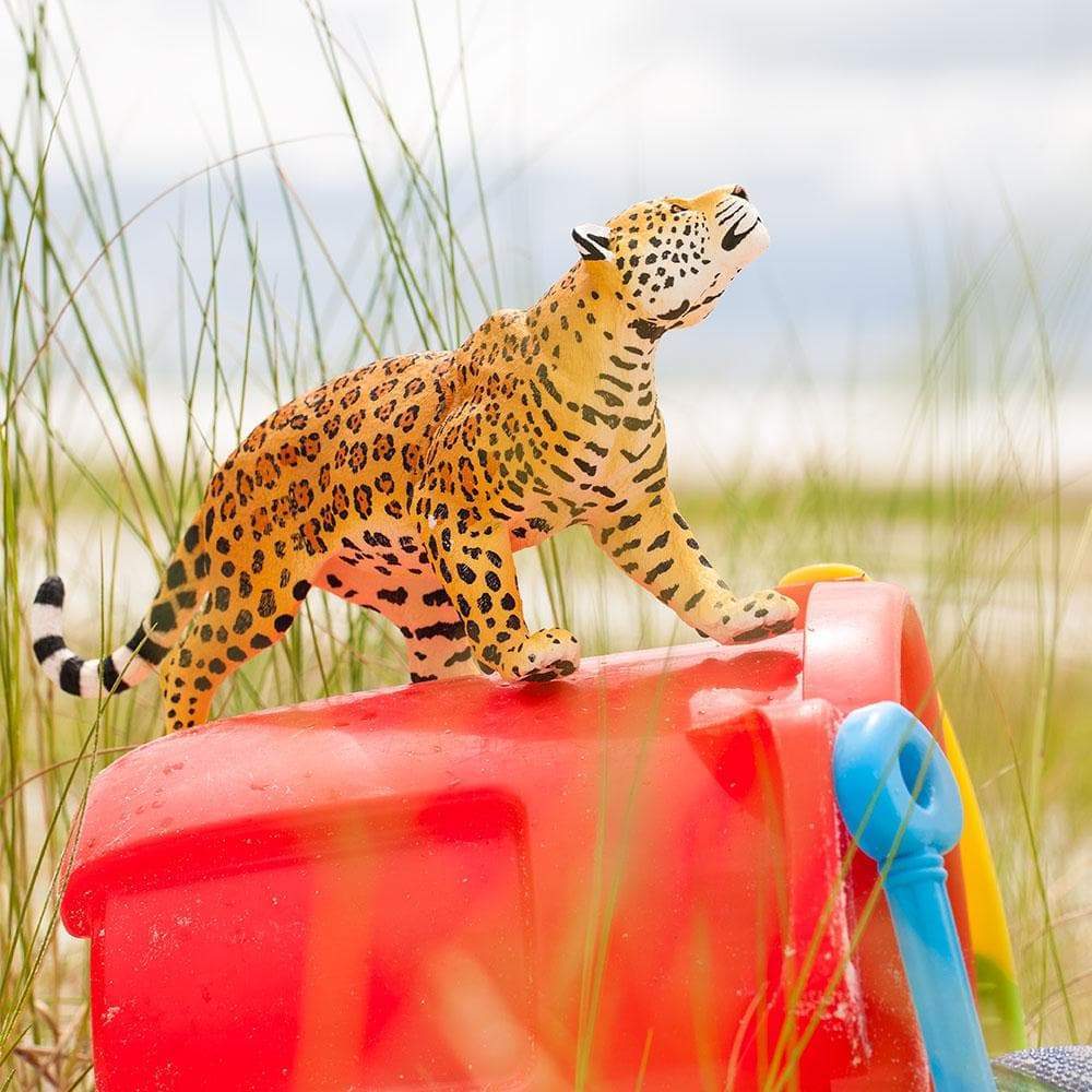 Jaguar (Scale: 1:6)